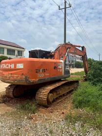 Buy Hitachi EX200 Used Excavator / 2 Buy Hitachi EX200 Used Excavator / 2