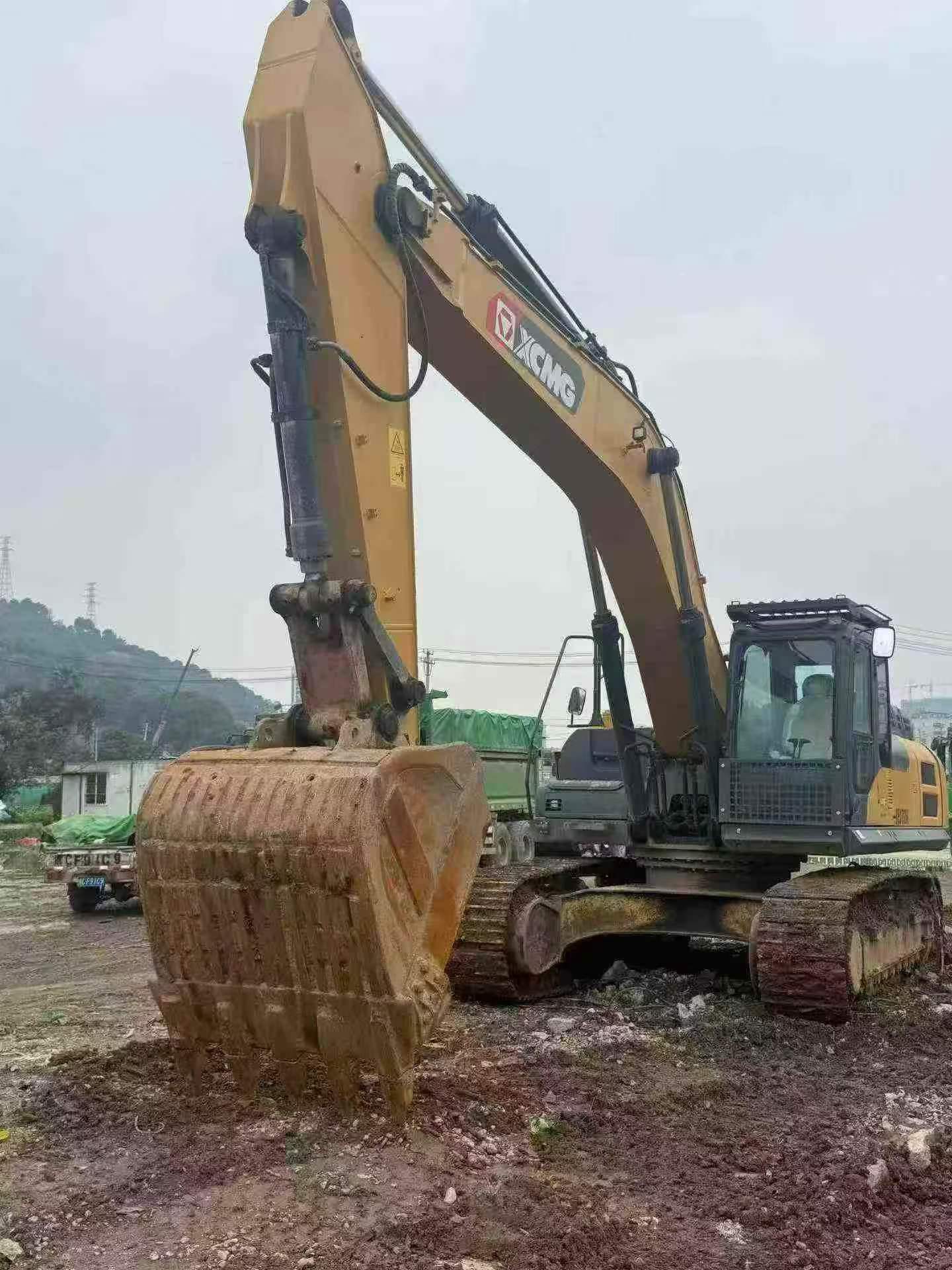 Buy XCMG XE370DK Used Excavator / 2