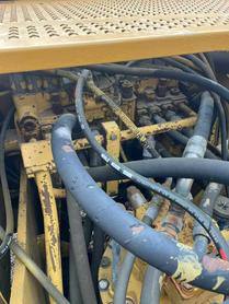 Buy Caterpillar 320V2 Used Excavator / 5 Buy Caterpillar 320V2 Used Excavator / 5