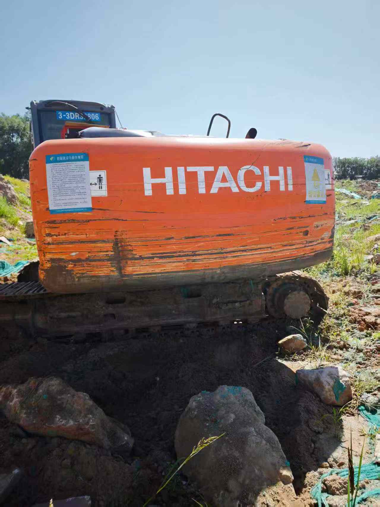 Buy Hitachi EX200-3 Used Excavator / 6