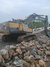 Buy Volvo EC210B Used Excavator / 3 Buy Volvo EC210B Used Excavator / 3