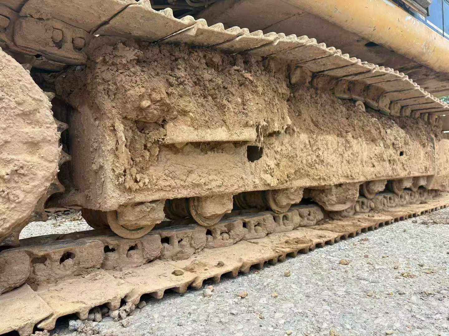 Buy Caterpillar 320C Used Excavator / 5