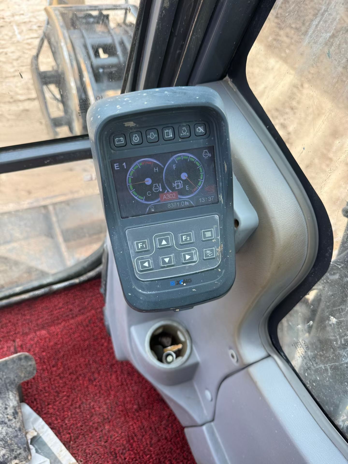 Buy XCMG XE80 Used Excavator / 6