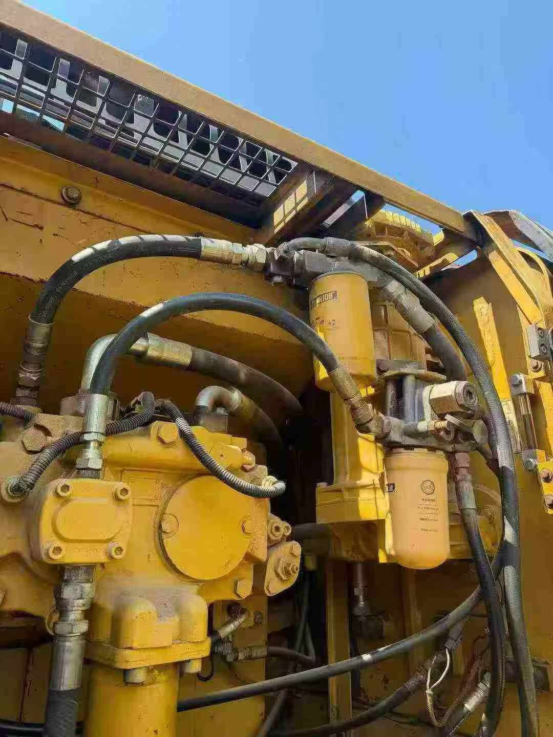 Buy Caterpillar 326DL Used Excavator / 5