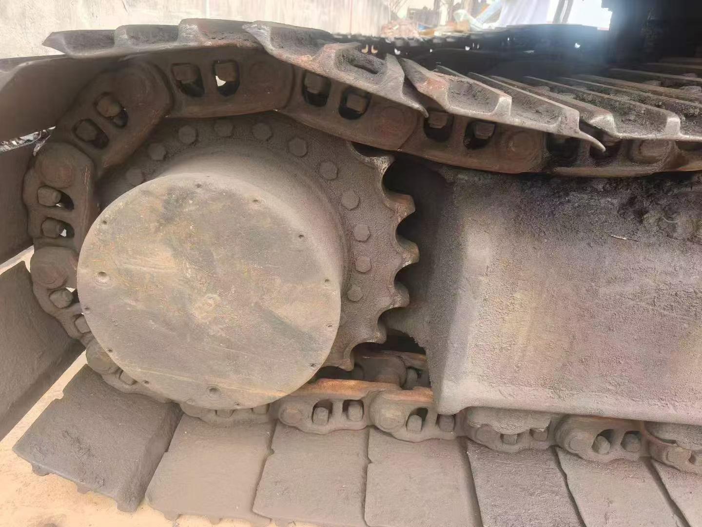 Buy Kobelco SK200 Used Excavator / 2