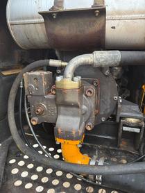 Buy Sany SY95C Used Excavator / 9 Buy Sany SY95C Used Excavator / 9