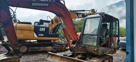 Buy Doosan DX60 Used Excavator / 2 Buy Doosan DX60 Used Excavator / 2