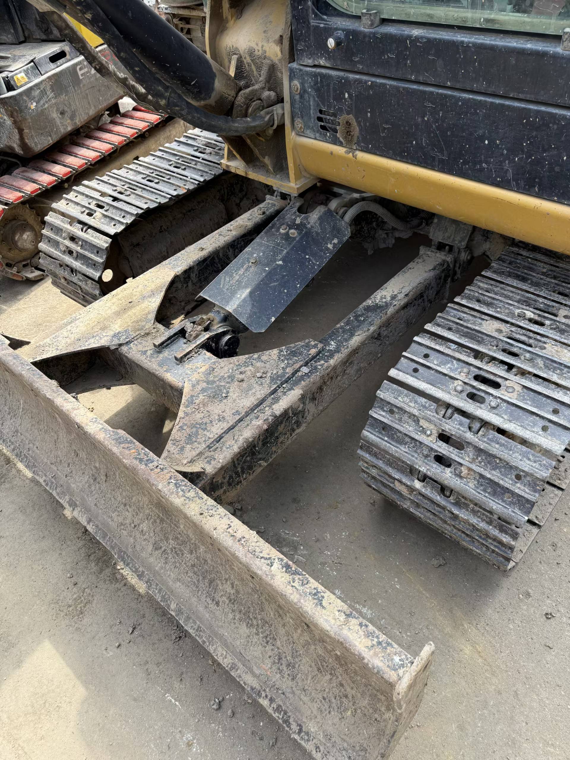 Buy Caterpillar 305.5 Used Excavator / 9