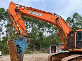 Buy Doosan DH500 Used Excavator / 3 Buy Doosan DH500 Used Excavator / 3