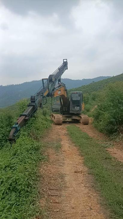 Buy XCMG XE210DA Used Excavator / 1