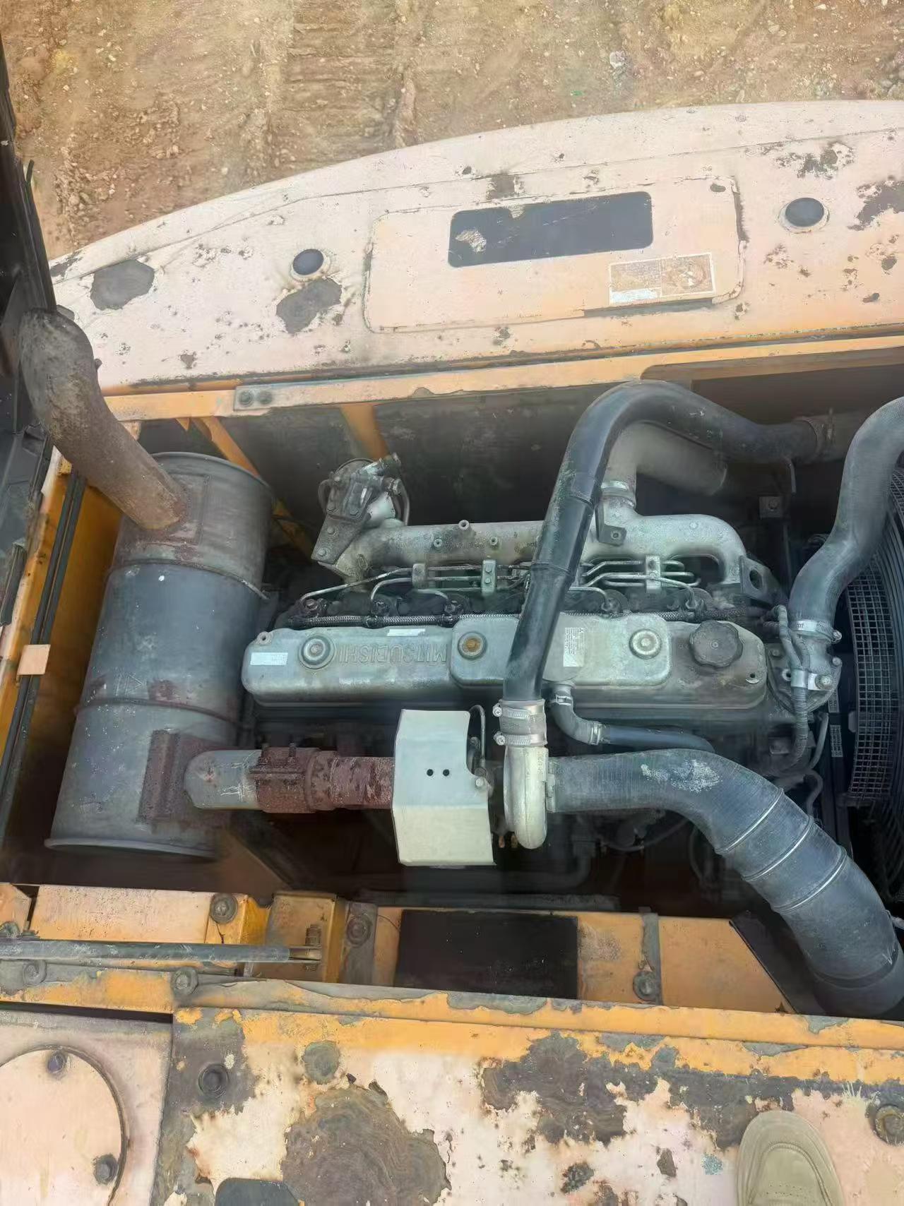 Buy Sany SY215C-8 Used Excavator / 4