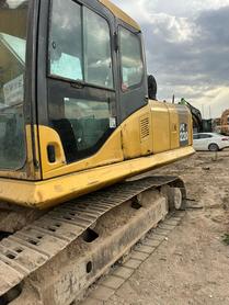 Buy Komatsu PC220-7 Used Excavator / 4 Buy Komatsu PC220-7 Used Excavator / 4