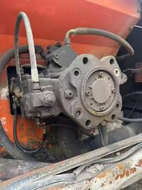 Buy Doosan DH215-9 Used Excavator / 4 Buy Doosan DH215-9 Used Excavator / 4