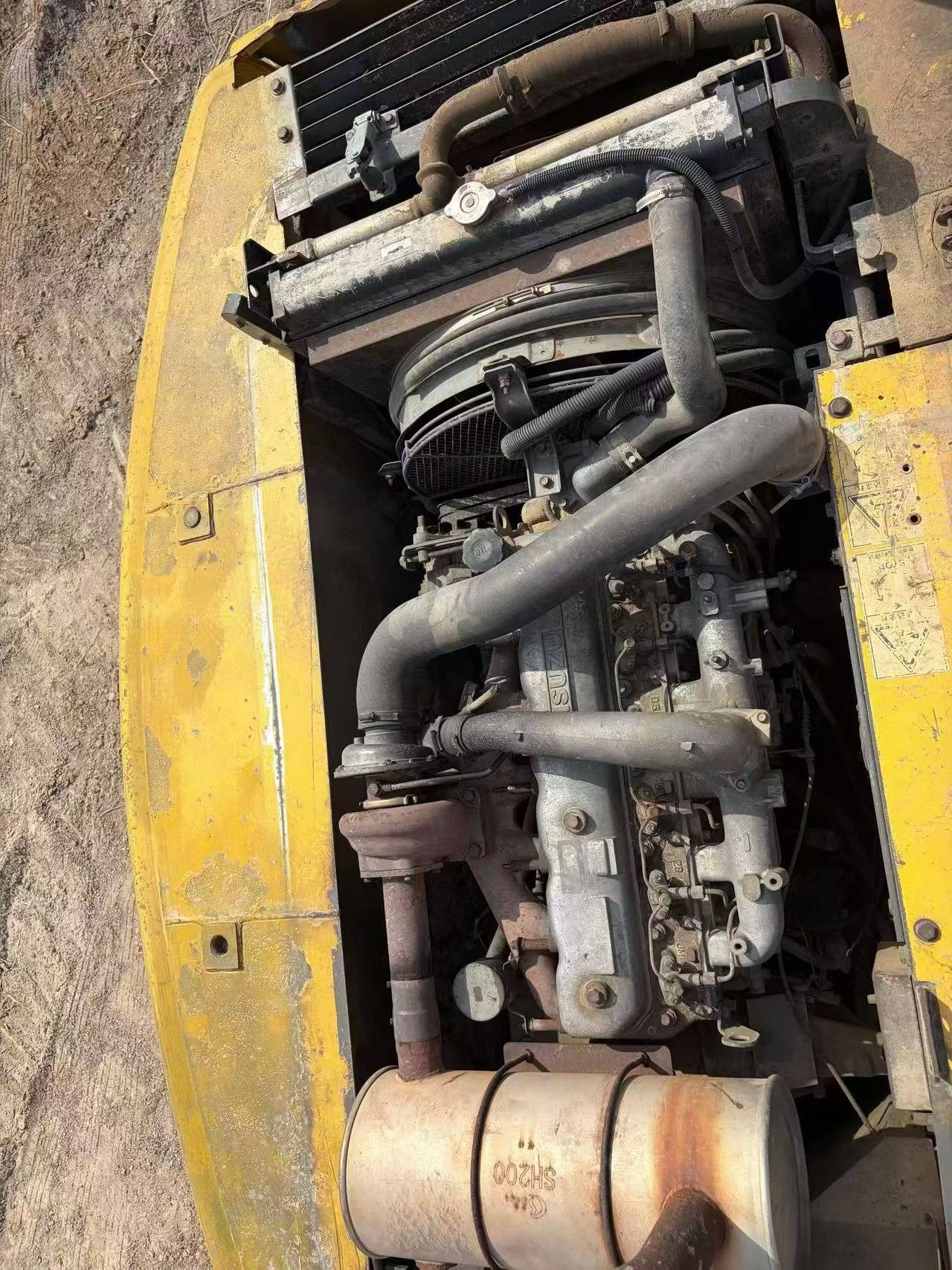 Buy Sumitomo SH200A3 Used Excavator / 4