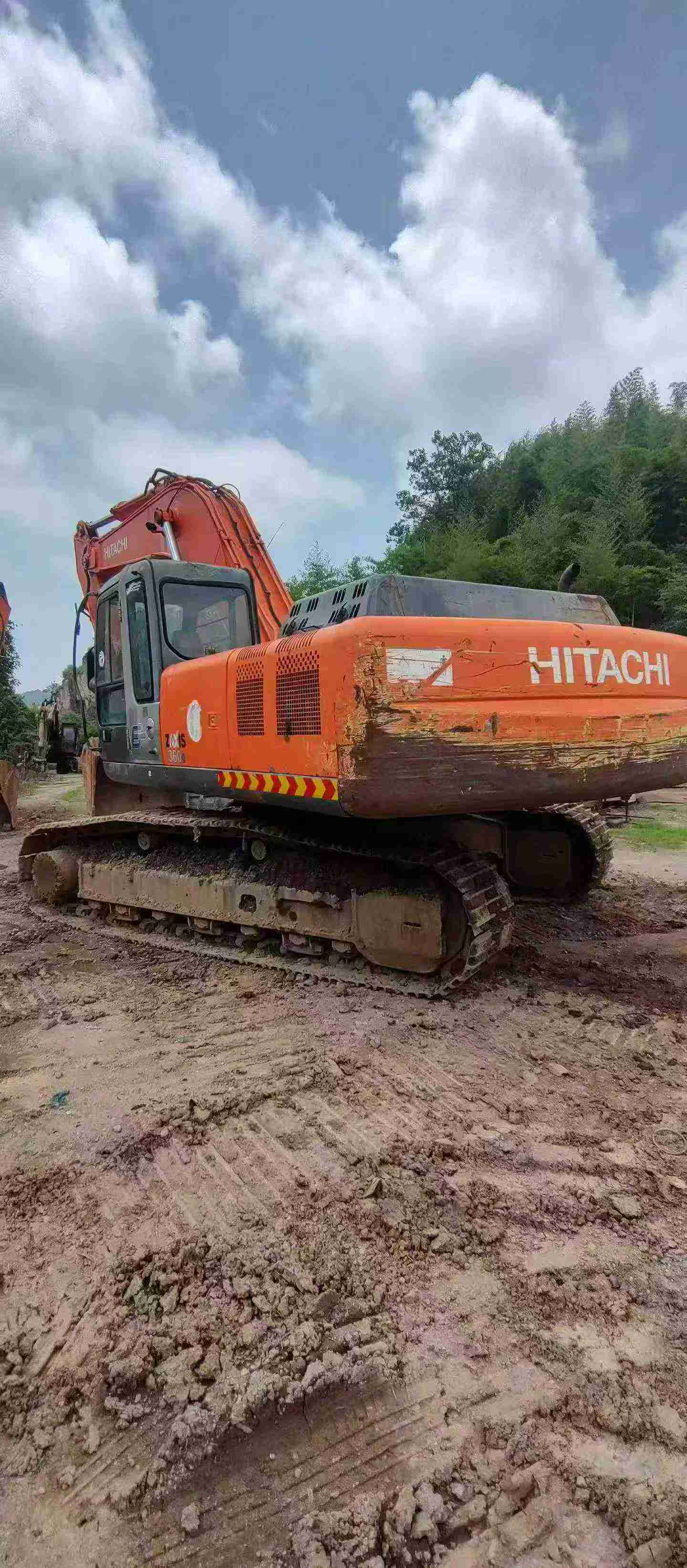 Buy Hitachi ZX330-3G Used Excavator / 5