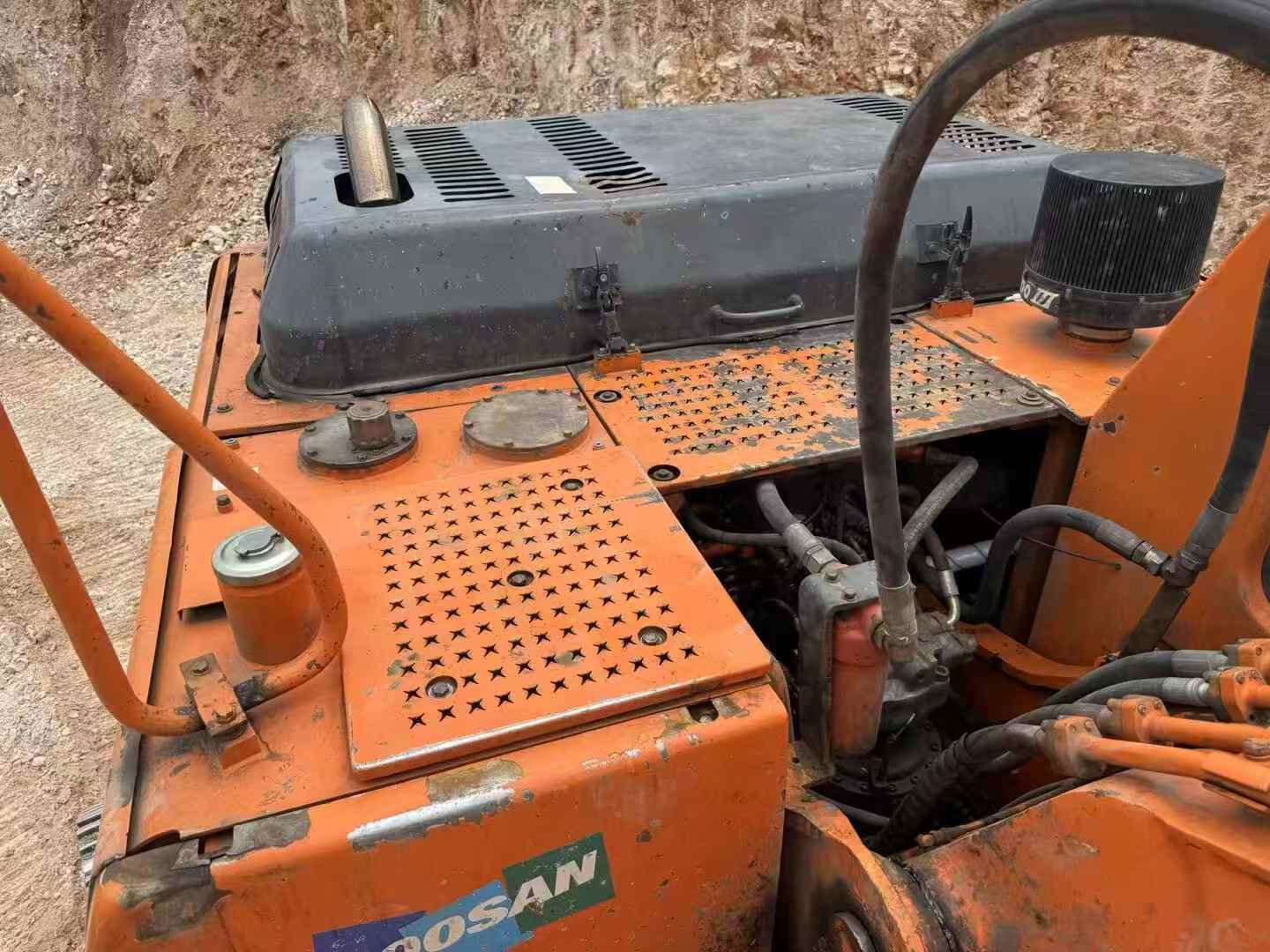 Buy Doosan DH225-9 Used Excavator / 3