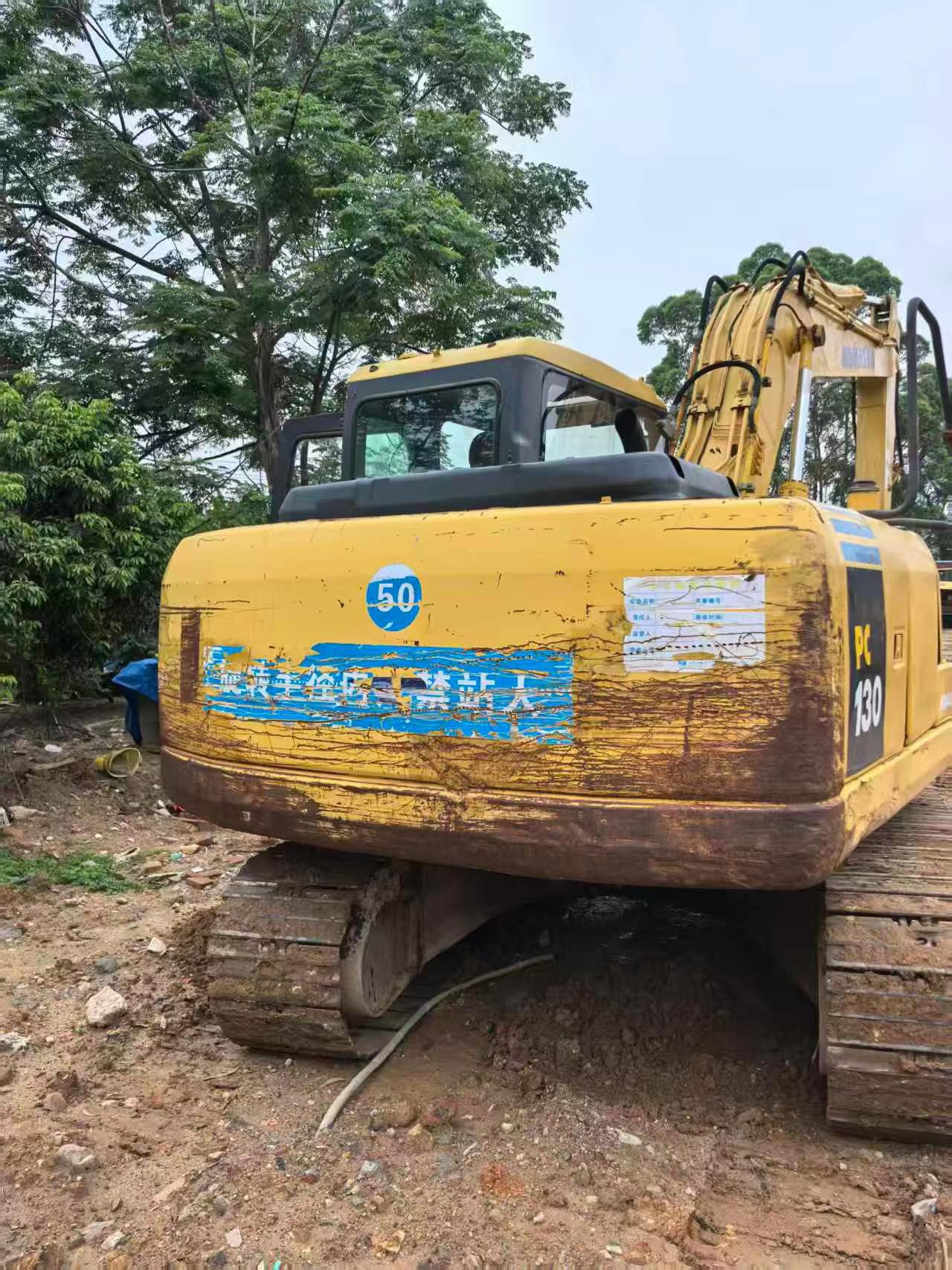 Buy Komatsu PC130-7 Used Excavator / 2
