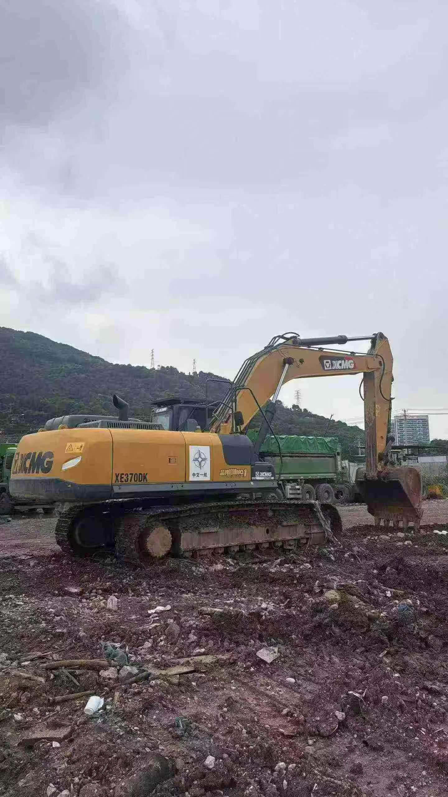 Buy XCMG XE370DK Used Excavator / 9