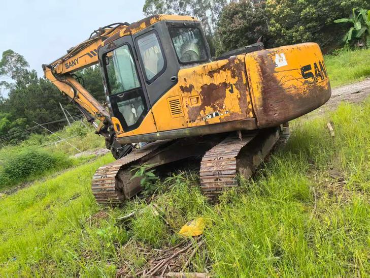 Buy Sany SY135 Used Excavator / 1