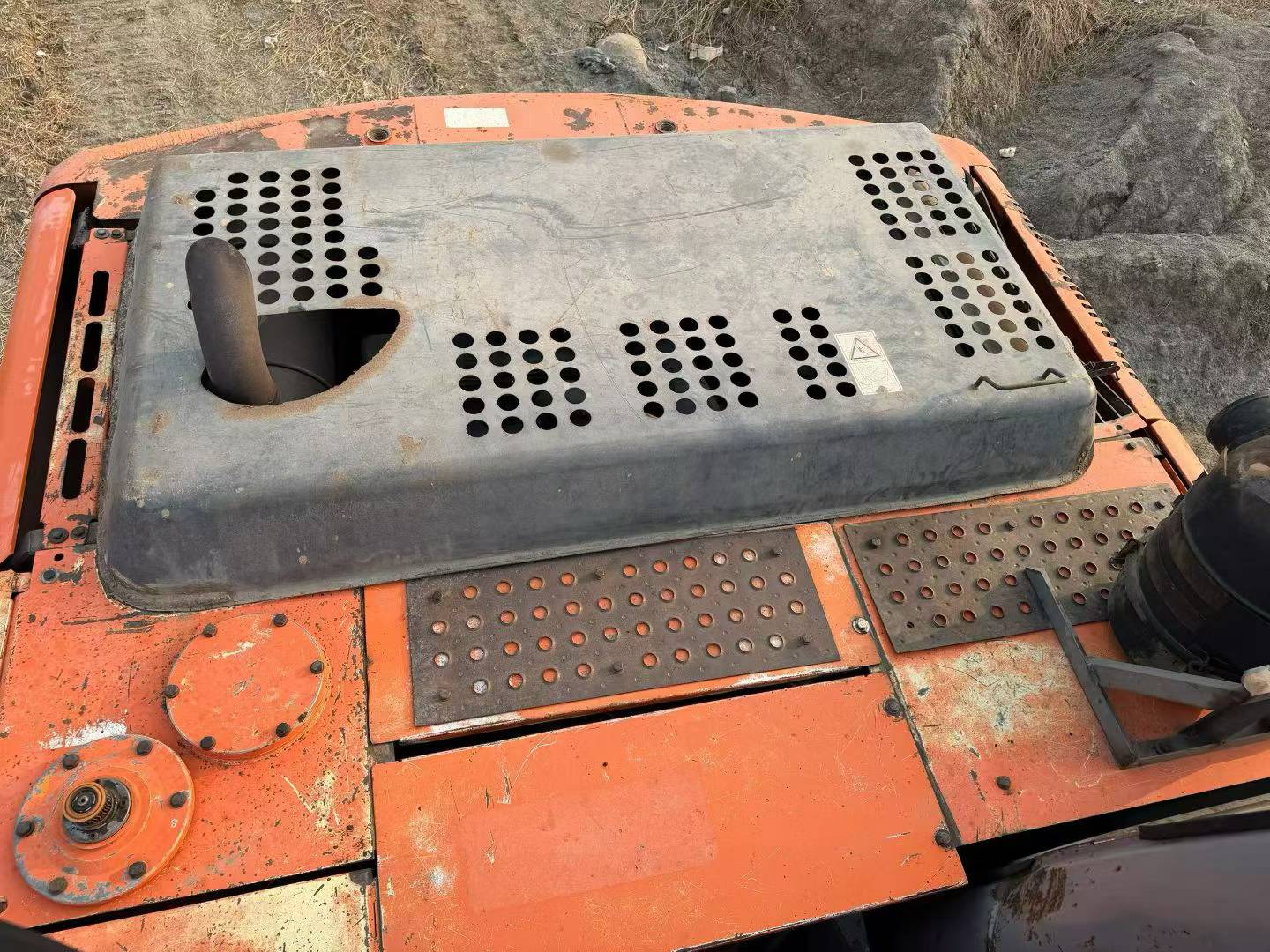 Buy Hitachi ZX200-6 Used Excavator / 7