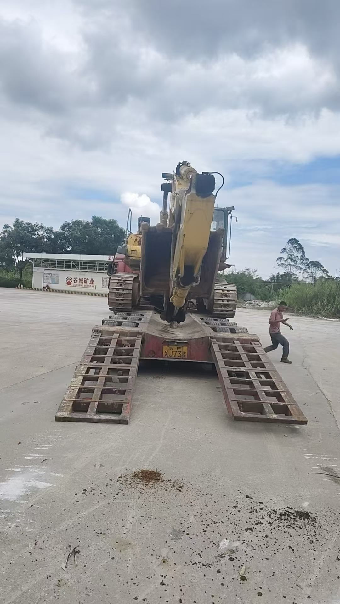 Buy Komatsu PC450-8 Used Excavator / 2
