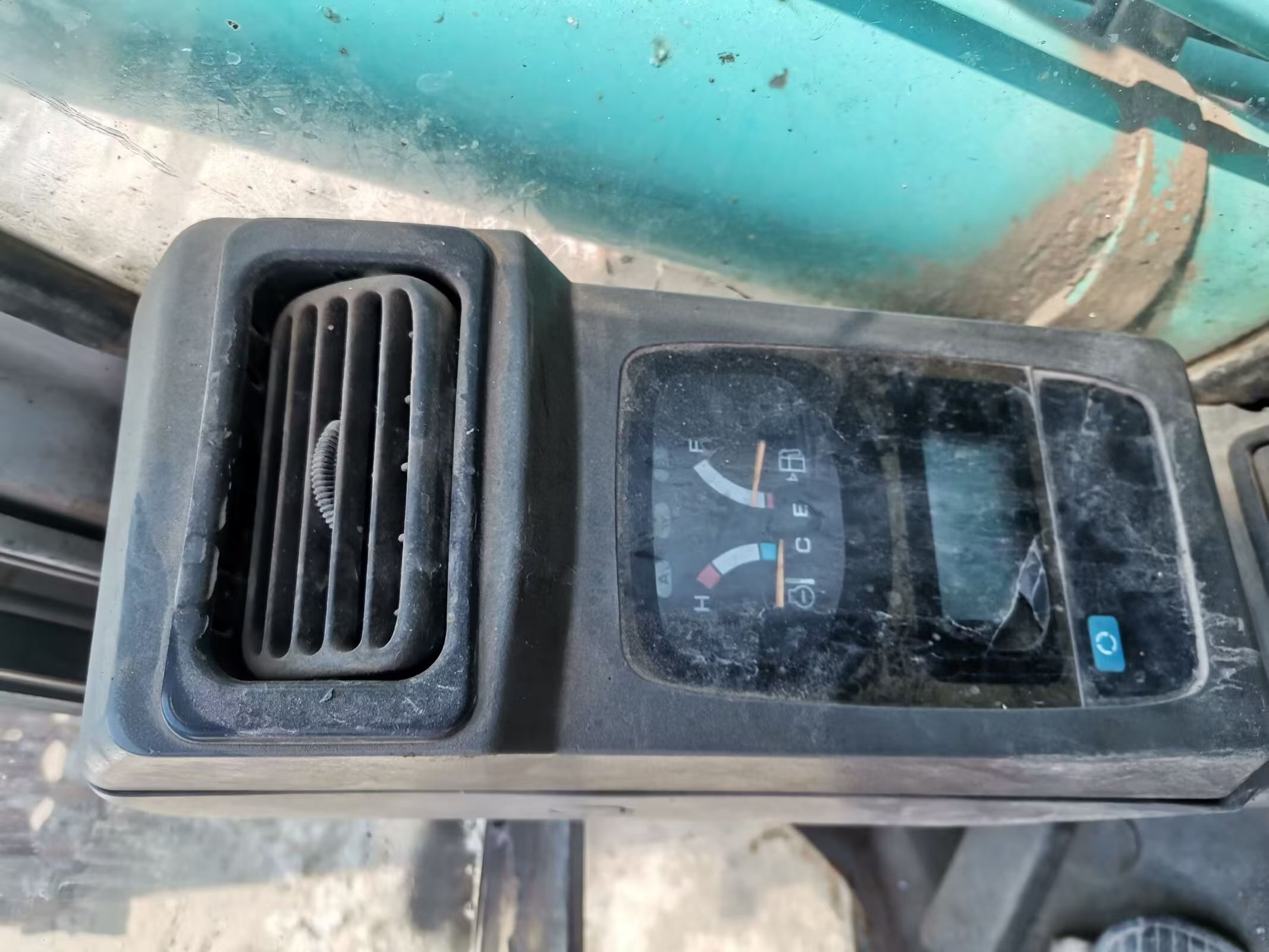 Buy Kobelco SK210-6 Used Excavator / 6