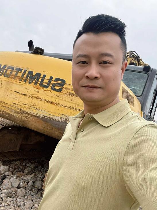 Buy Sumitomo SH200A5 Used Excavator / 1