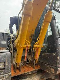 Buy Sumitomo SH130-6 Used Excavator / 3 Buy Sumitomo SH130-6 Used Excavator / 3