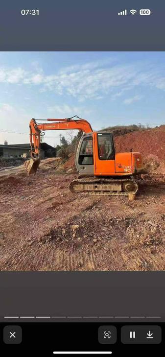 Buy Hitachi EX70 Used Excavator / 1