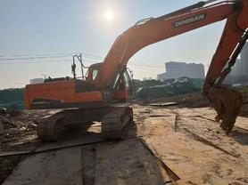 Buy Doosan DH215-7 Used Excavator / 2 Buy Doosan DH215-7 Used Excavator / 2