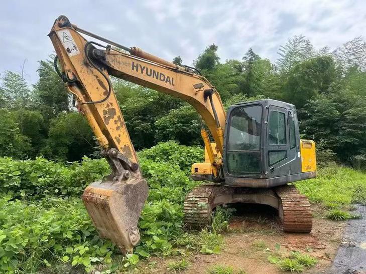 Buy Hyundai 110LVS Used Excavator / 1
