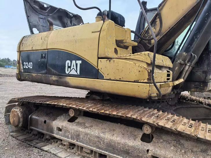 Buy Caterpillar 324D Used Excavator / 1
