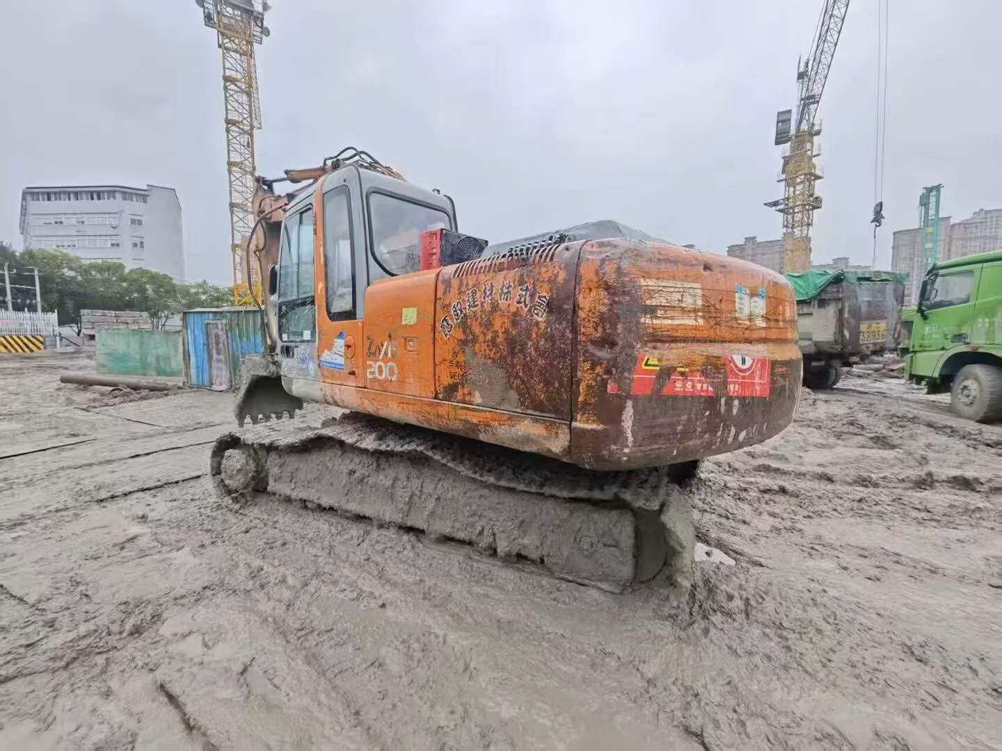 Buy Hitachi ZX200-6 Used Excavator / 2