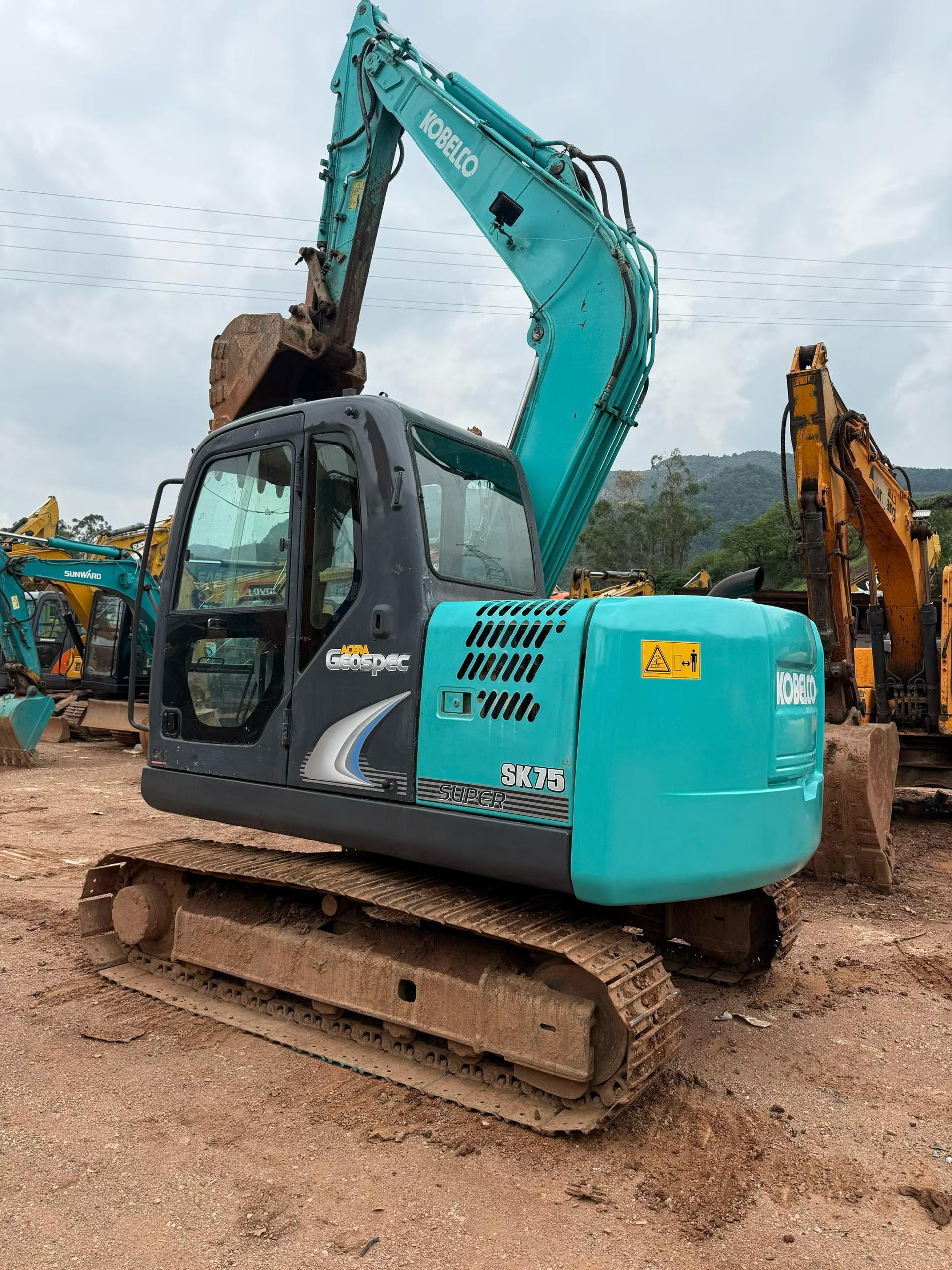 Buy Kobelco SK75 Used Excavator / 5