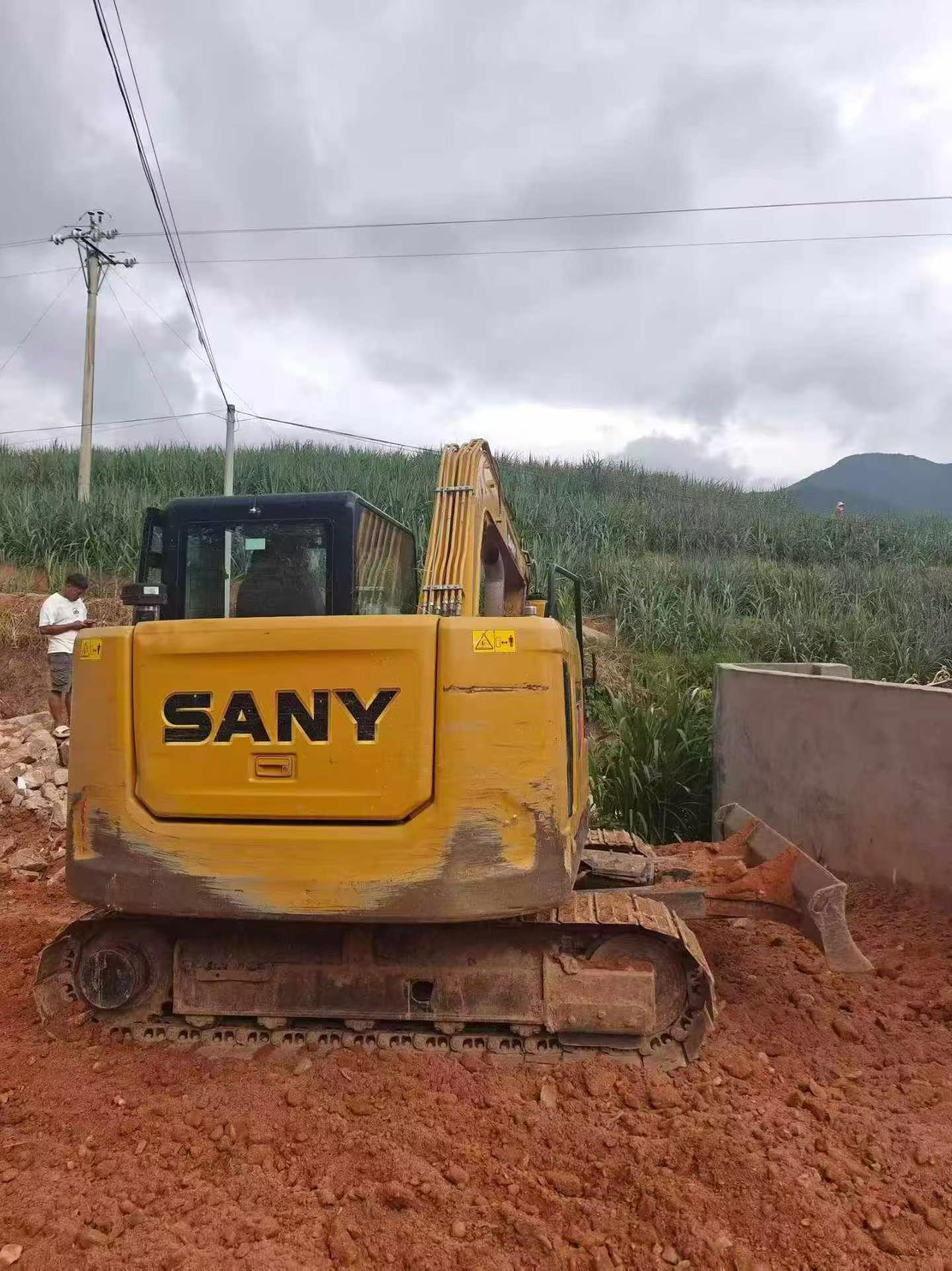 Buy Sany SY75 Used Excavator / 3
