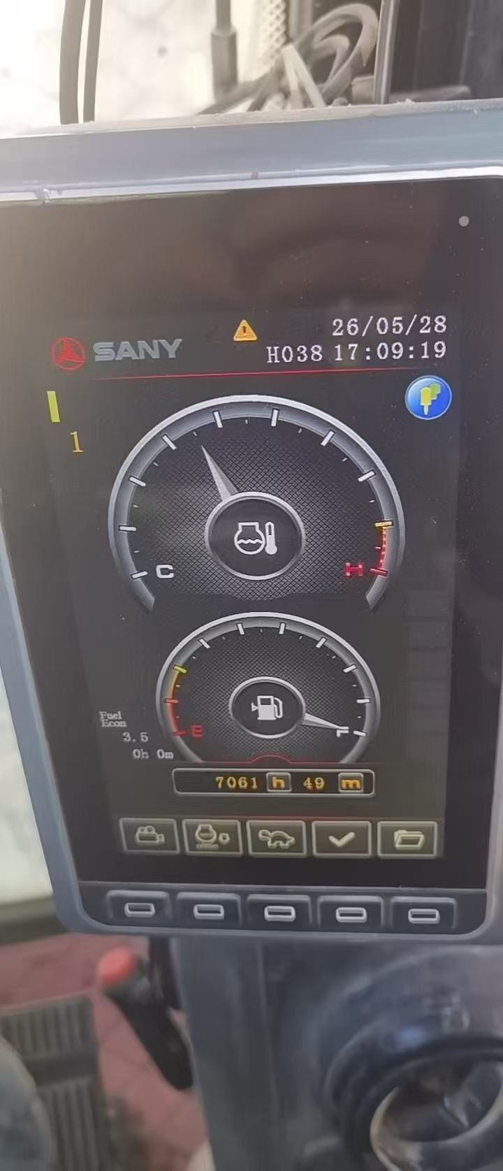 Buy Sany SY550H Used Excavator / 8