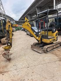 Купить Подержанный Экскаватор XCMG XE15 / 2 Купить Подержанный Экскаватор XCMG XE15 / 2