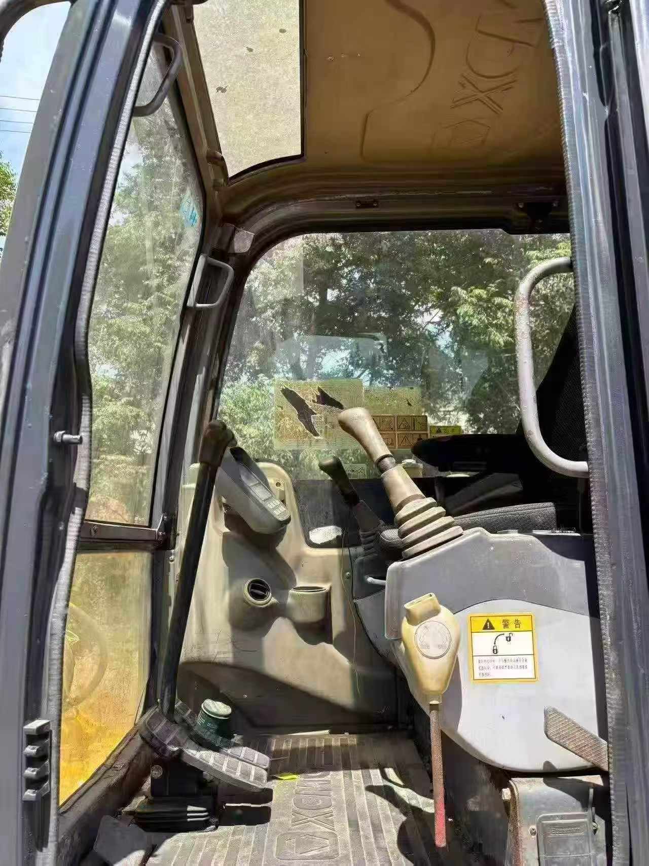 Buy XCMG XE60 Used Excavator / 5
