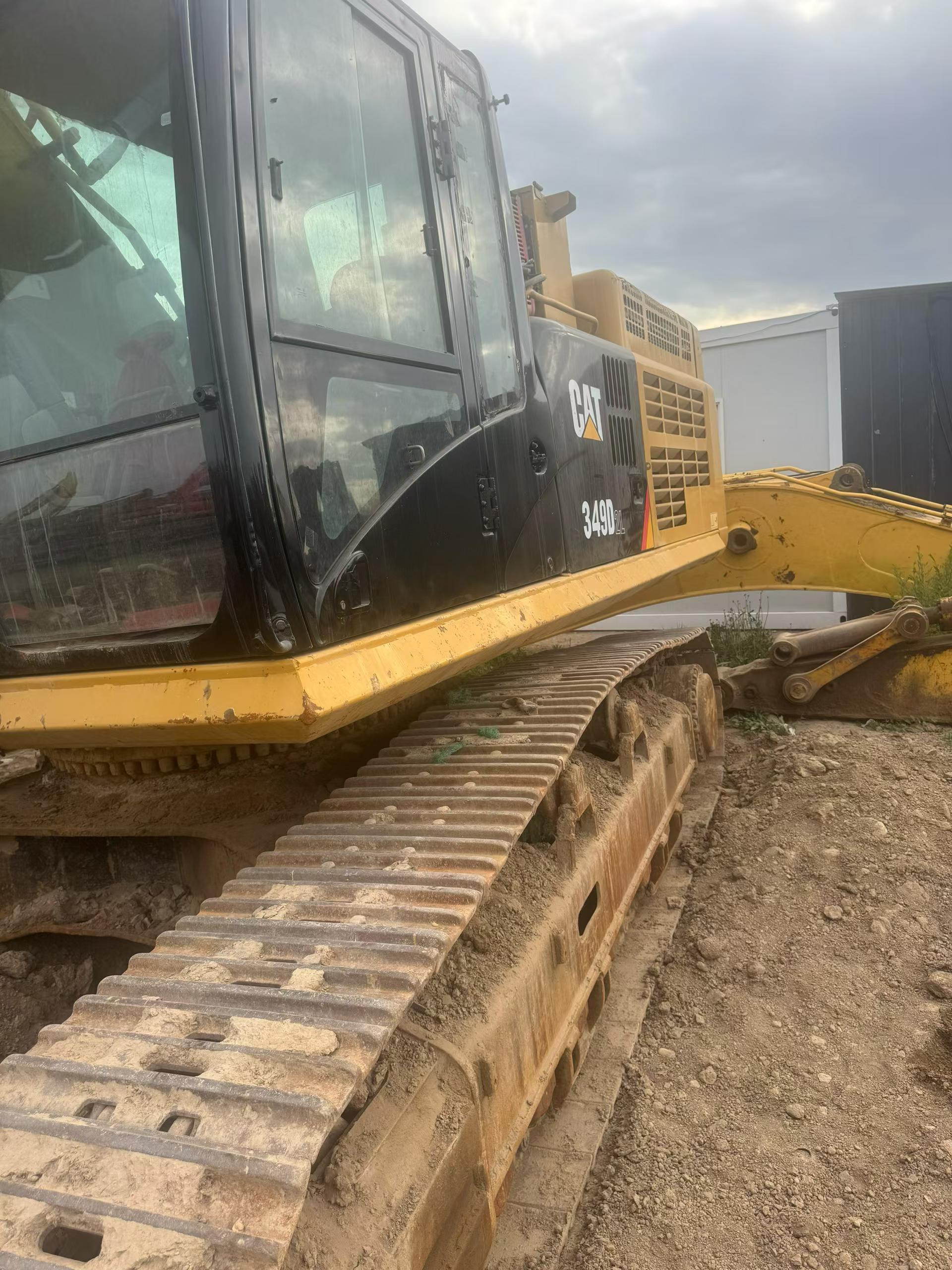 Buy Caterpillar 349E Used Excavator / 5