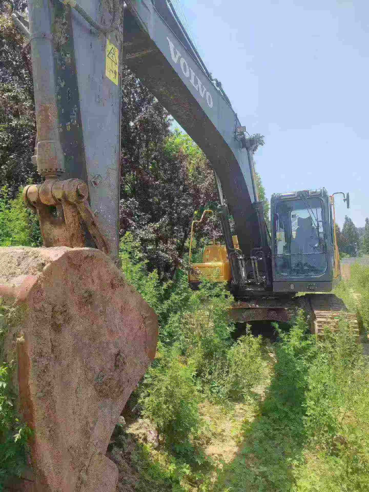 Buy Volvo EC250D Used Excavator / 9