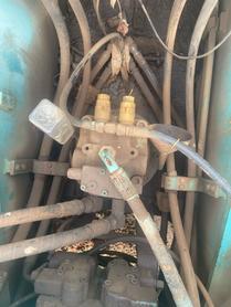Buy Kobelco SK200 Used Excavator / 7 Buy Kobelco SK200 Used Excavator / 7