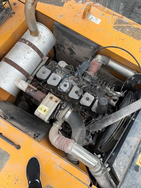 Buy Hyundai R215-7C Used Excavator / 1