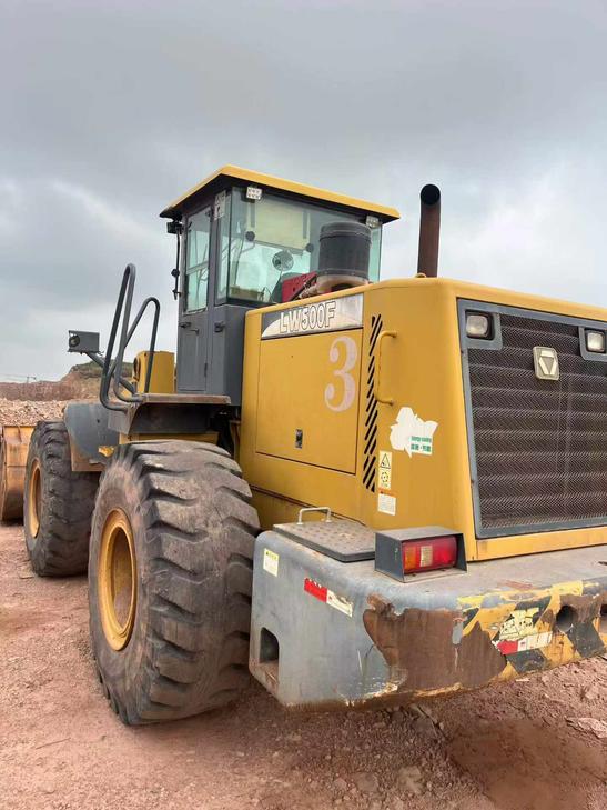 Buy XCMG XE500C Used Excavator / 1