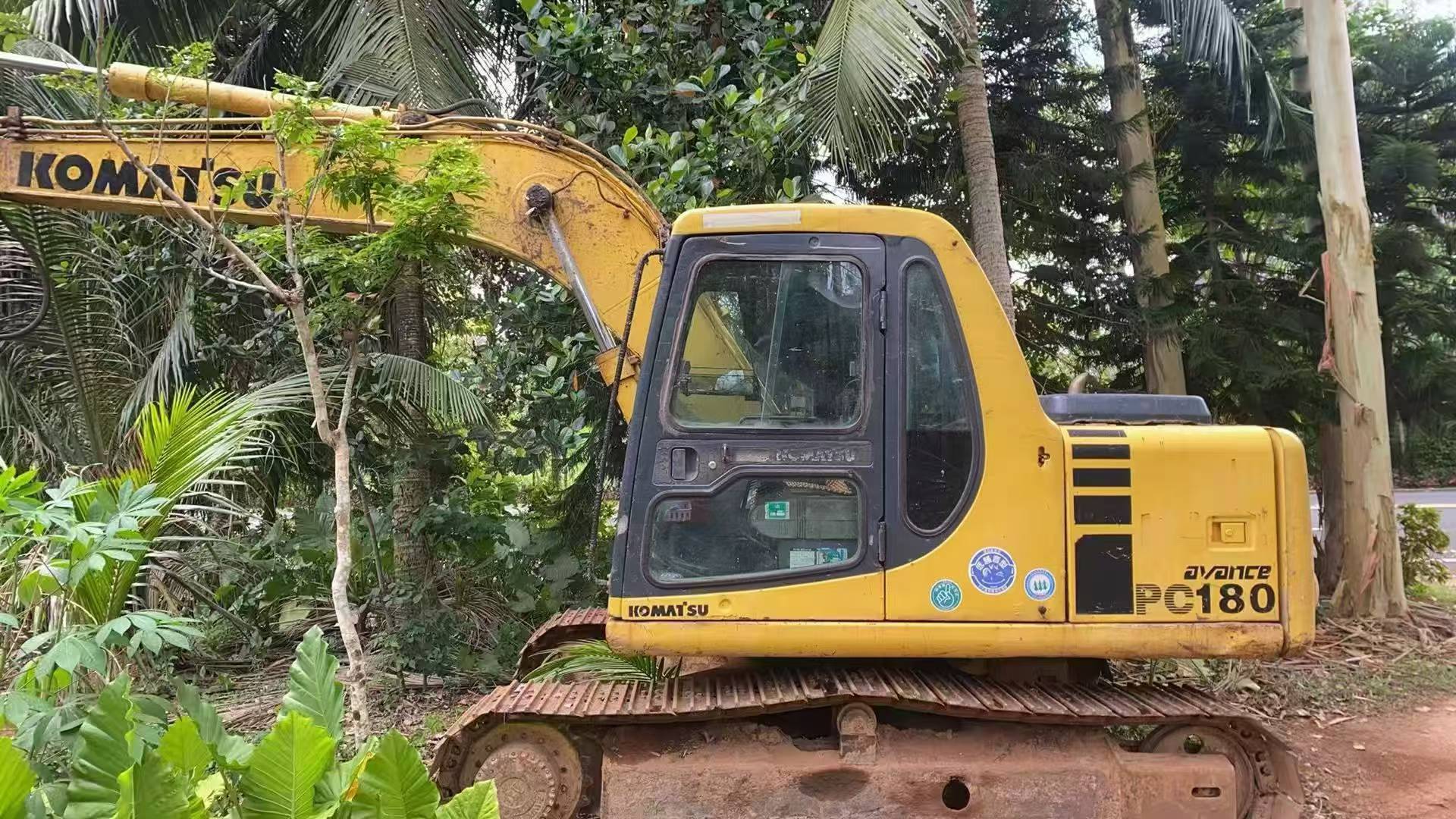 Buy Komatsu PC120-6E Used Excavator / 2 Buy Komatsu PC120-6E Used Excavator / 2