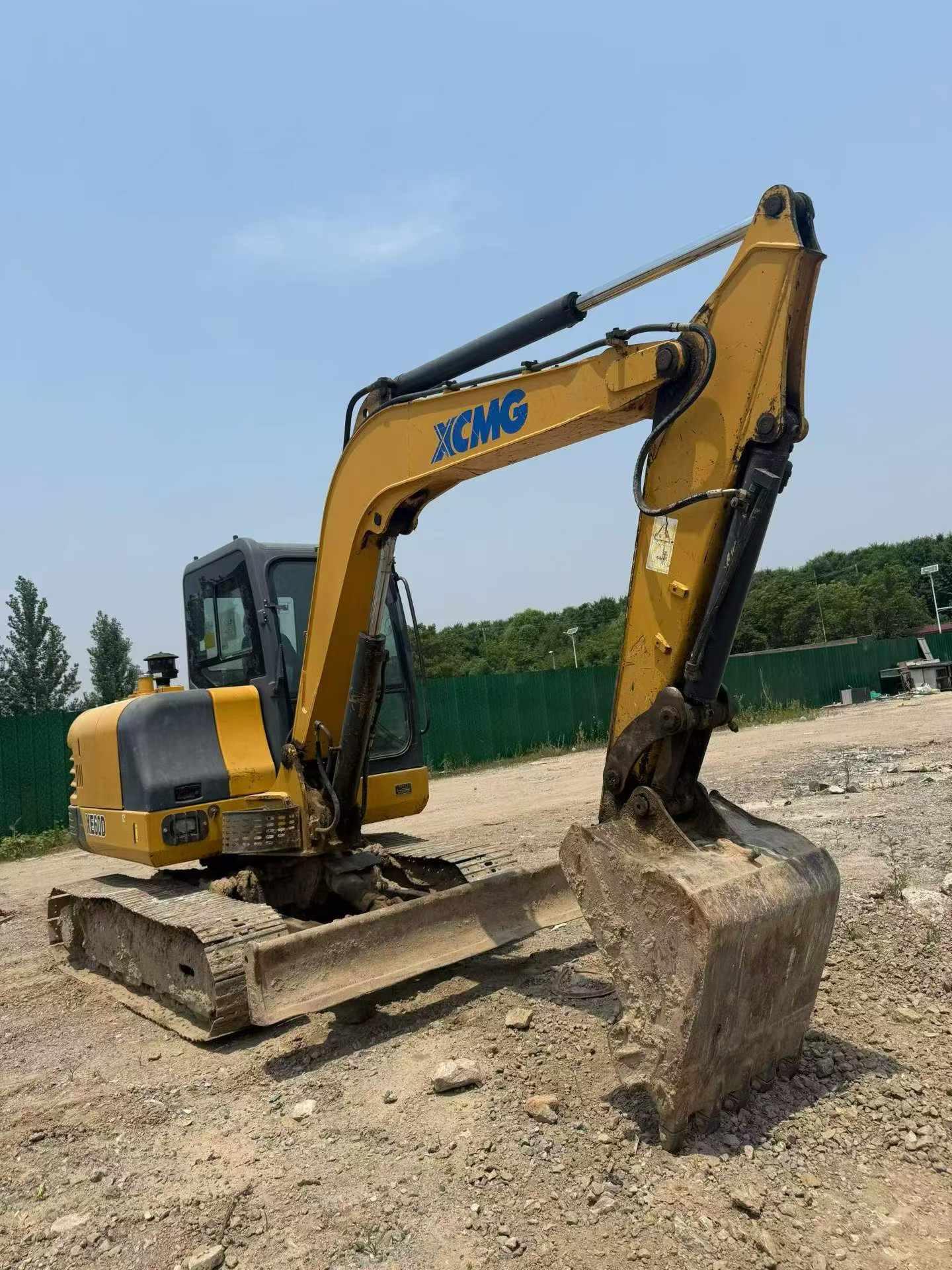Buy XCMG XE60D Used Excavator / 9