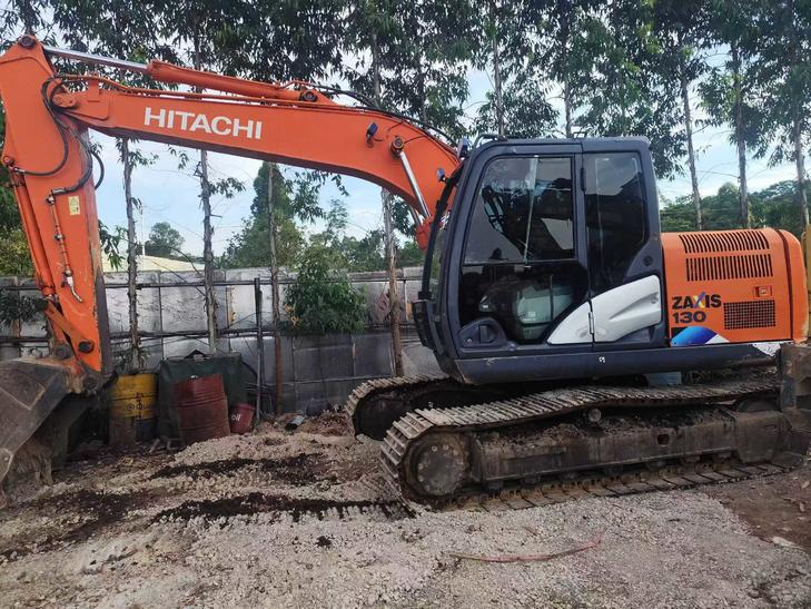 Buy Hitachi ZX130-5A Used Excavator / 1