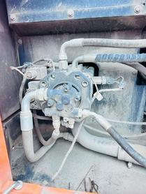 Buy Doosan S130W-3 Used Excavator / 4 Buy Doosan S130W-3 Used Excavator / 4
