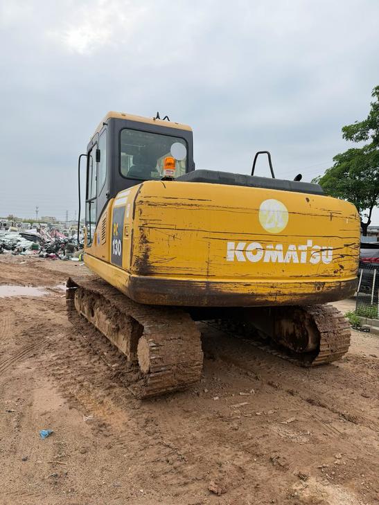 Buy Komatsu PC130-7 Used Excavator / 1