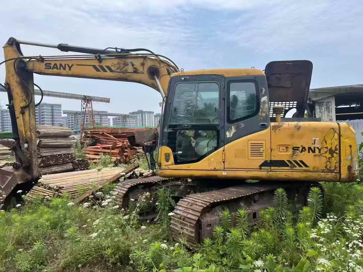 Buy Sany SY135 Used Excavator / 2