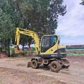 Buy Hyundai R60-9 Used Excavator / 2 Buy Hyundai R60-9 Used Excavator / 2